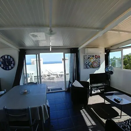 דירה Oura Panoramic Sea View Roof Top, Pisc, Plage 200m, Strip *